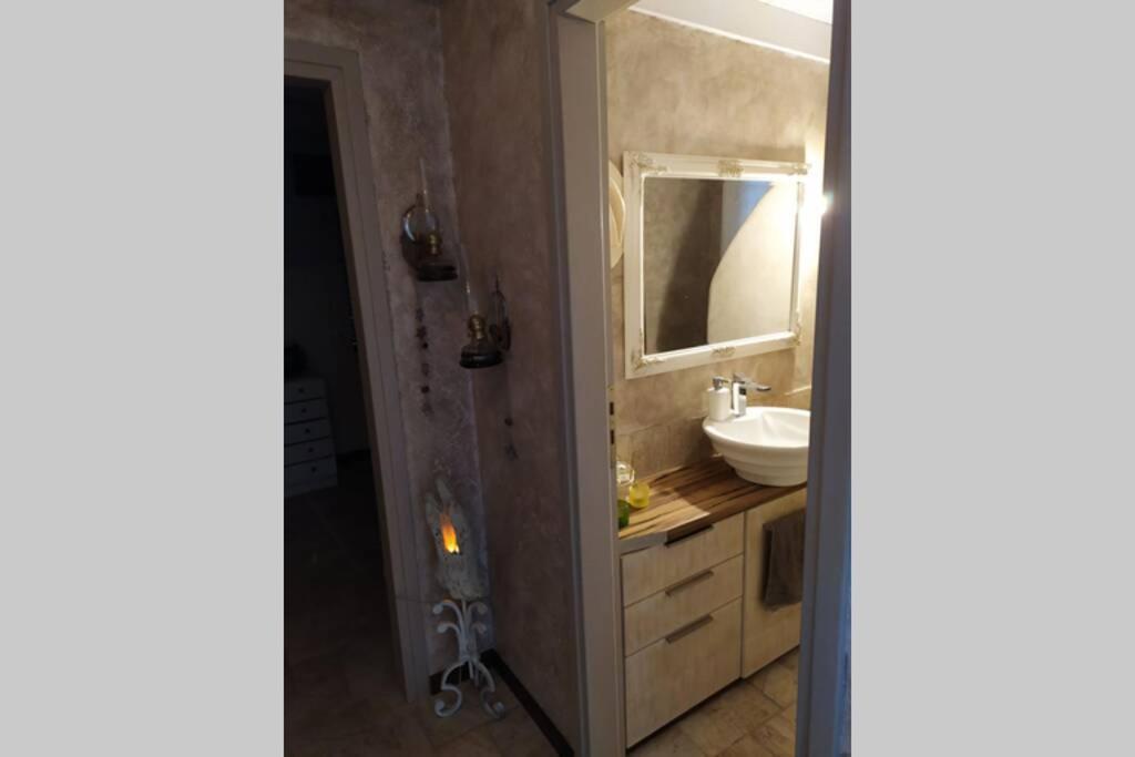 Klovino Beach House Douvia Esterno foto