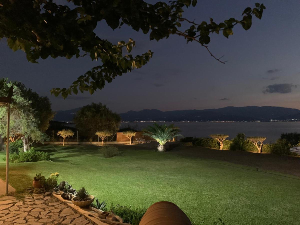 Klovino Beach House Douvia Esterno foto